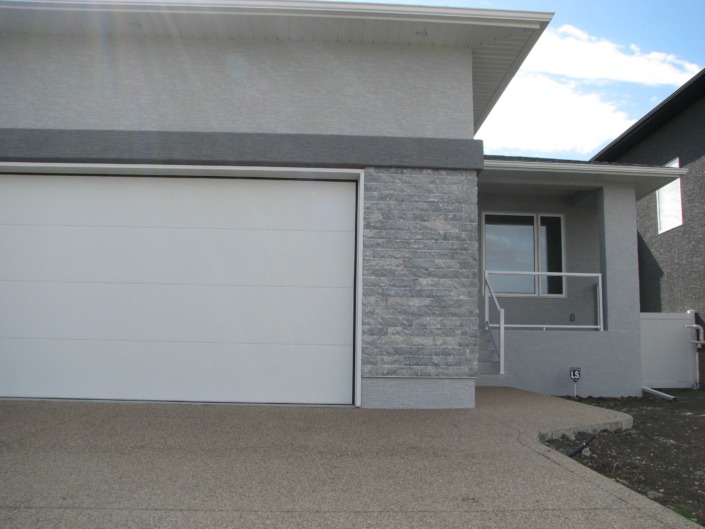 Ice grey splitface ledgestone ledgepanel metex western canada
