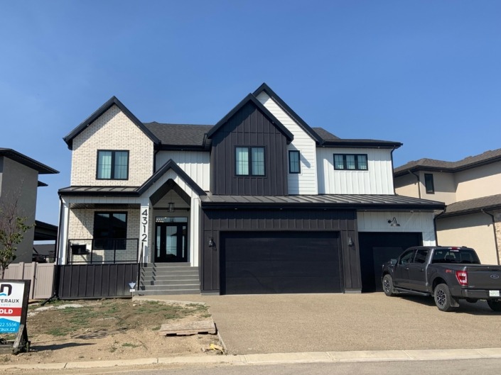 exterior supply regina